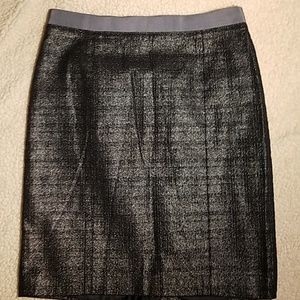 Ann Taylor LOFT Silver & Black Shiny Skirt Sz 4